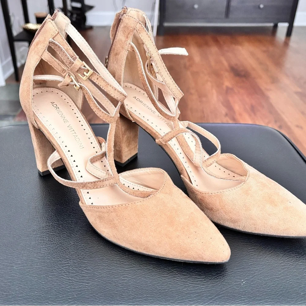 Adrienne Vittadini suede pointed